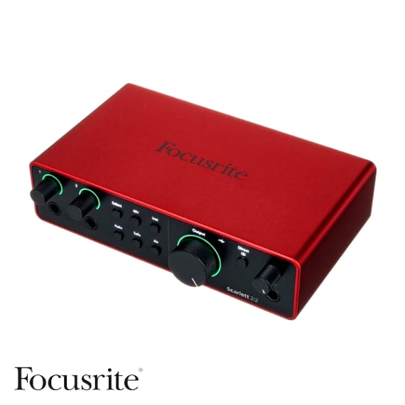 Vermietung von Focusrite Scarlett 2i2 4th Generation Interfaces auf Mallorca
